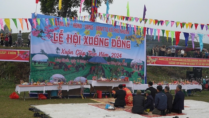 Lễ hội xuống đồng đầu năm tại xã Phú Nhuận (huyện Bảo Thắng, Lào Cai). Ảnh: Linh Ngân.