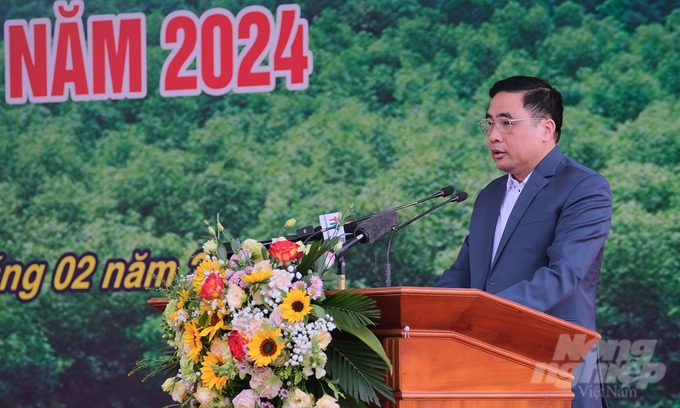 Thứ trưởng Bộ NN-PTNT Nguyễn Quốc Trị phát biểu tại Tết trồng cây. Ảnh: Bảo Thắng.