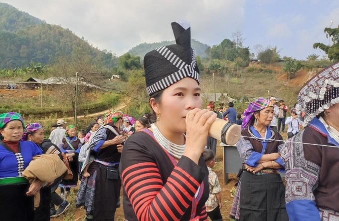 Huyện Than Uyên đang hướng tới xây dựng lễ hội Gầu Tào thành sản phẩm du lịch đặc sắc của địa phương. Ảnh: Hồng Nhung.