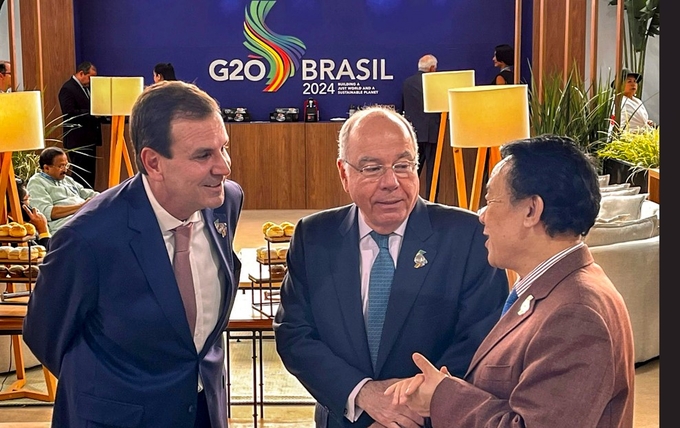 From left: Eduardo Paes, Mayor of Rio de Janeiro; Mauro Vieira, Brazil's Minister of Foreign Affairs; FAO Director'General QU Dongyu.