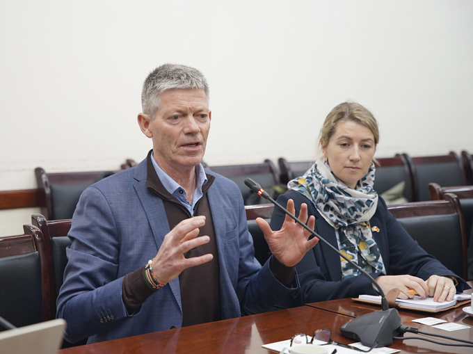 Professor Anders Dalsgaard, Senior Scientific Advisor at ICARS, introduced ICARS as one of the first institutions to promote the growth of Vietnamese aquaculture.