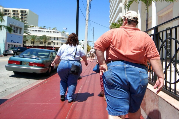 Theo số liệu thống kê của Mỹ, cứ 10 người trên 20 tuổi thì có 4 người bị béo phì. Ảnh: US News.