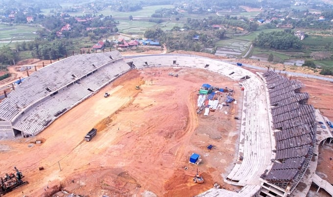 Sau hơn 1 năm triển khai, đến nay nhiều hạng mục của dự án sân vận động mới của tỉnh Thái Nguyên đã được thi công đạt và vượt khối lượng, tiến độ đề ra.