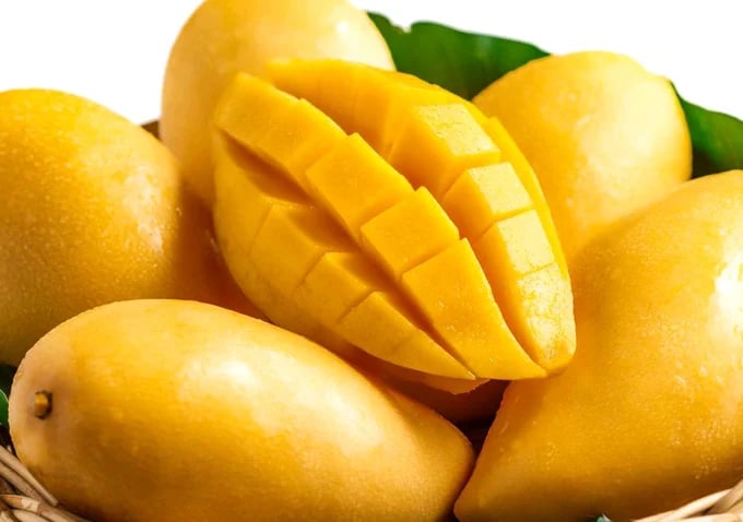 Australia buys the most fruits (mango, lychee, dragon fruit...) from Vietnam.