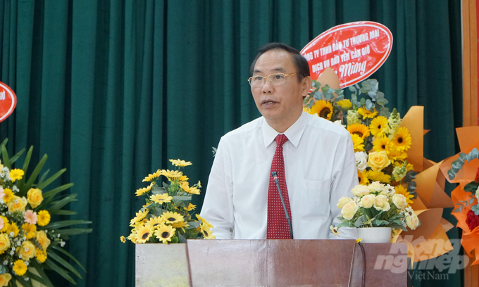 Deputy Minister of Agriculture and Rural Development Phung Duc Tien delivering a speech at the congress. Photo: Le Binh.