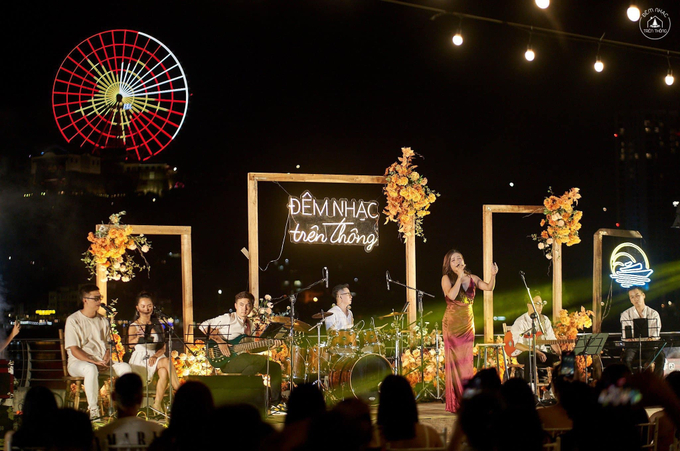 'Đêm nhạc trên Thông' trở thành một sản phẩm du lịch mới giúp du khách có thêm sự lựa chọn trải nghiệm khi đến Hạ Long, tỉnh Quảng Ninh.