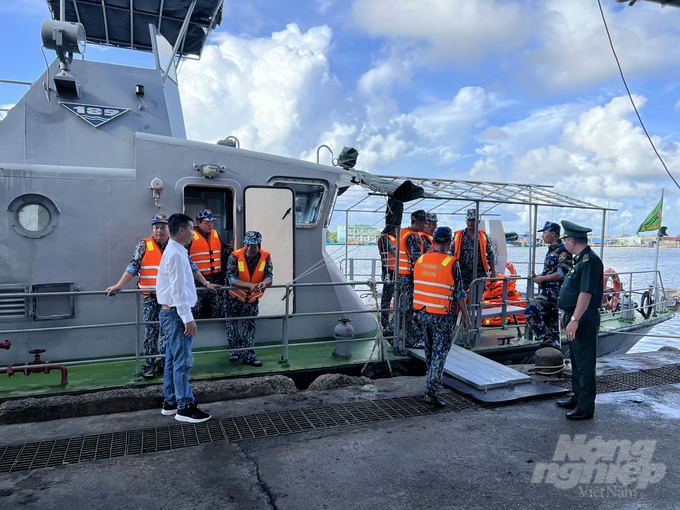 Tỉnh Cà Mau tăng cường, đẩy mạnh chống khai thác IUU. Ảnh: Trọng Linh.