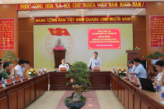 Bộ NN-PTNT làm việc với UBND tỉnh Bình Định về công tác chống khai thác thủy sản vi phạm IUU. Ảnh: V.Đ.T.