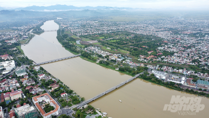 Thành phố Huế hiện hữu sẽ  tách thành 2 quận khi lên thành phố trực thuộc Trung ương. Ảnh: Công Điền.