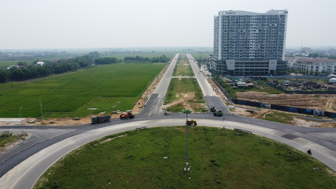 Tỉnh Thừa Thiên - Huế đang tập trung mọi nguồn lực để đầu tư xây dựng, nâng cấp cơ sở hạ tầng đô thị trước khi lên thành phố trực thuộc Trung ương. Ảnh: Công Điền.