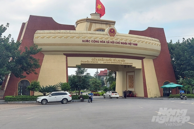 Khu kinh tế thương mại xuyên biên giới chung Lao Bảo - Densavan mở ra nhiều cơ hội phát triển kinh tế cho vùng đất lửa Quảng Trị. Ảnh: Võ Dũng.