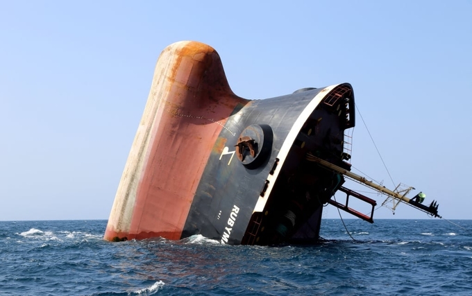 The British cargo ship Rubymar sank off the coast of Yemen after a Houthi attack. Photo: AFP.