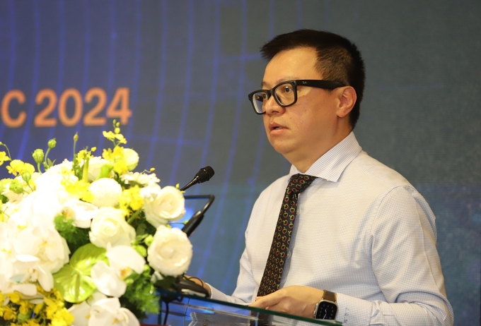 Chủ tịch Hội Nhà báo Việt Nam Lê Quốc Minh phát biểu bế mạc Diễn đàn Báo chí toàn quốc năm 2024. Ảnh: N.Tùng.