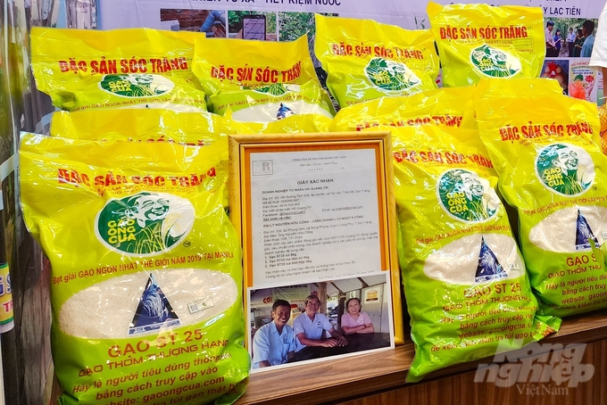 Bộ NN-PTNT sẽ thí điểm xây dựng nhãn hiệu quốc gia cho sản phẩm gạo, tiến tới mở rộng đối với các mặt hàng chủ lực khác. Ảnh: Kim Anh.