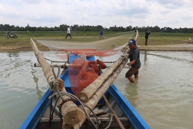 Tây Ninh vẫn còn một số trường hợp sử dụng ngư cụ cấm. Ảnh: Trần Trung.