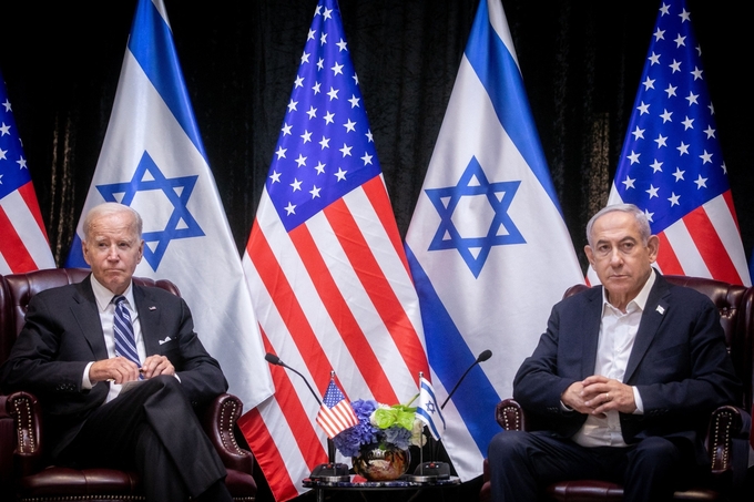 Tổng thống Mỹ Joe Biden và Thủ tướng Israel Benjamin Netanyahu hội đàm ở Tel Aviv hồi tháng 10/2023. Ảnh: AFP.