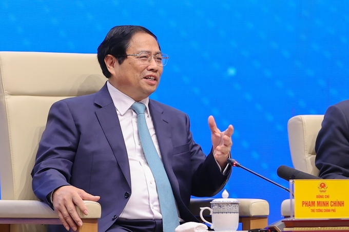 Thủ tướng Phạm Minh Chính tham gia đối thoại với thanh niên. Ảnh: VGP.