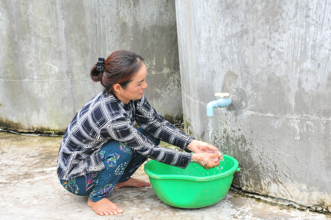 Chủ tịch UBND tỉnh Đồng Tháp yêu cầu các ban ngành và địa phương tuyệt đối không để người dân bị thiếu nước sinh hoạt trong mùa hạn mặn. Ảnh: Lê Hoàng Vũ.