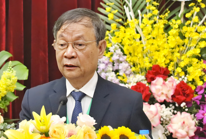 GS.TS Lê Trần Bình, Chủ tịch Hội các ngành Sinh học Việt Nam tổng kết hoạt động của Hội nhiệm kỳ VI. Ảnh: PT.