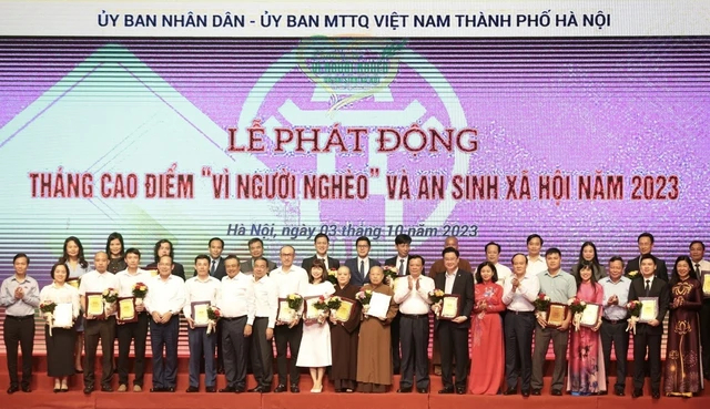 T&T Group là một trong những doanh nghiệp được UBND - Ủy ban MTTQ Việt Nam TP.Hà Nội vinh danh vì những đóng góp tích cực cho công tác giảm nghèo và an sinh xã hội của thành phố. Ảnh: T&T Group.