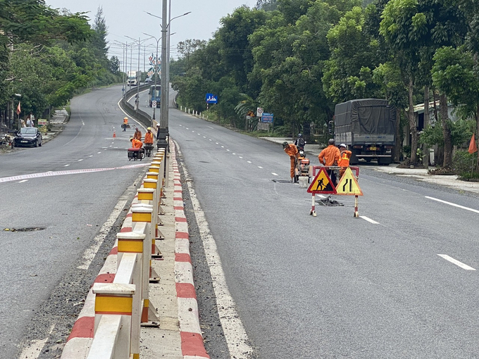 Quốc lộ 1A đoạn qua huyện Phú Lộc, tỉnh Thừa Thiên - Huế. Ảnh: CĐ.