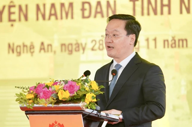 Ông Nguyễn Đức Trung, Phó Bí thư Tỉnh ủy, Chủ tịch UBND tỉnh Nghệ An phát biểu tại sự kiện. Ảnh: T&T Group.