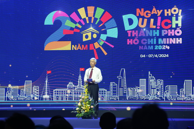 Ông Võ Văn Hoan, Phó Chủ tịch UBND TP.HCM phát biểu khai mạc Ngày Hội du lịch TP.HCM 2024.