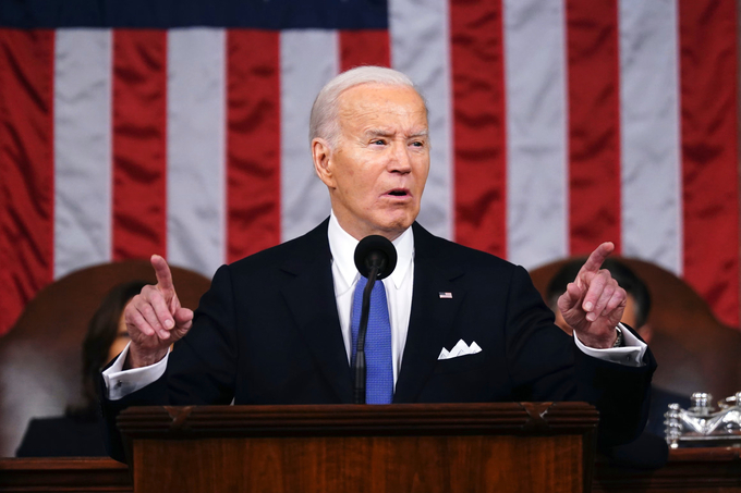 Tổng thống Mỹ Joe Biden đọc Thông điệp Liên bang hôm 7/3. Ảnh: AP.
