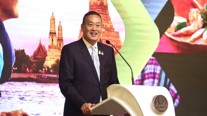 Thủ tướng Thái Lan Srettha Thavisin phát biểu tại sự kiện 'Thắp lửa Du lịch Thái Lan' hôm 3/4. Ảnh: TAT News.