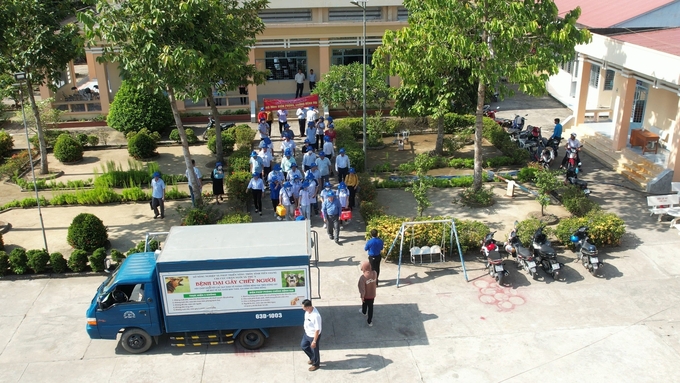 Lễ phát động mô hình điểm phòng chống bệnh dại năm 2024 tại xã Bình Nhì, huyện Gò Công Tây. Ảnh: Kim Nữ.