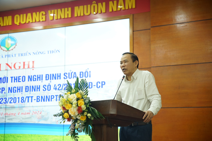 Deputy Minister of Agriculture and Rural Development Phung Duc Tien speaking at the Conference.