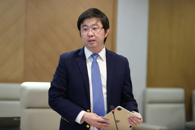 Thứ trưởng Bộ Thông tin và Truyền thông Bùi Hoàng Phương phát biểu tại Hội nghị. 