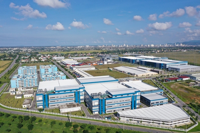 Dự án nhà máy Radiant Opto-Electronics Việt Nam Nghệ An tại khu công nghiệp VSIP.