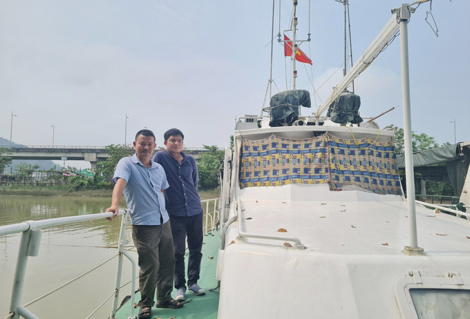 Sau nhiều năm cống hiến, 10 hợp đồng lao động kiểm ngư bỗng chốc mất việc. Ảnh: Việt Khánh.