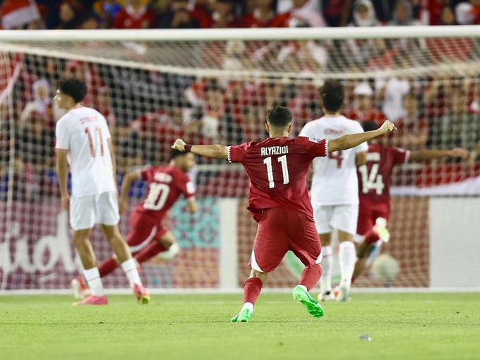 Các cầu thủ Qatar phần nào được hưởng lợi từ trọng tài. Ảnh: AFC