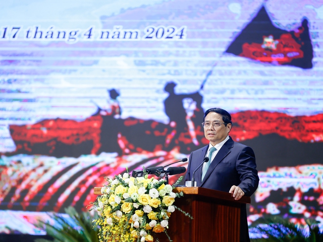 Thủ tướng Phạm Minh Chính phát biểu tại sự kiện tri ân những người trực tiếp làm nên chiến thắng Điện Biên Phủ. Ảnh: VGP/Nhật Bắc.