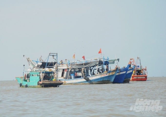 Kiên Giang tăng cường tuyên truyền, tập huấn cho ngư dân chuyển đổi sang các nghề khai thác hải sản ít ảnh hưởng đến nguồn lợi và thân thiện với môi trường. Ảnh: Trung Chánh.