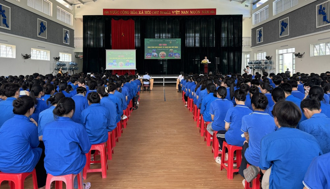 Hội thảo thu hút sự quan tâm của hiệu trưởng các trường THPT, học sinh trên địa bàn tỉnh Cao Bằng. 
