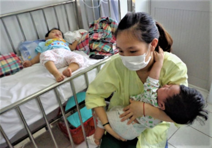 Kiên Giang chỉ đạo ngành y tế tăng cường các biện pháp phòng chống bệnh sởi, hạn chế thấp nhất số ca mắc bệnh và trường hợp tử vong. Ảnh: CTV.