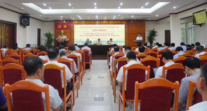 Hội nghị Sơ kết công tác xây dựng Đảng quý I, triển khai phương hướng, nhiệm vụ quý II/2024 diễn ra sáng 23/4 tại Hà Nội. Ảnh: Hồng Thắm.