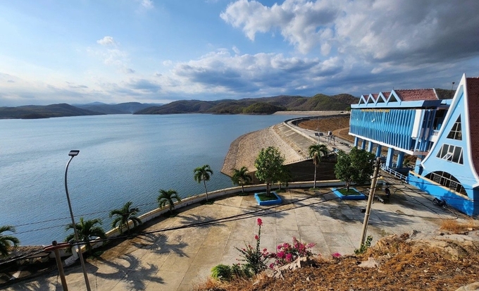 Hiện tổng dung tích mực nước của các hồ chứa tỉnh Bình Thuận ở mức thấp. Ảnh: KS.