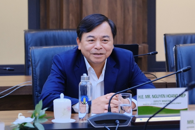 Thứ trưởng Nguyễn Hoàng Hiệp mong muốn Nhật Bản hỗ trợ công tác dự báo khí tượng thủy văn phục vụ sản xuất nông nghiệp.