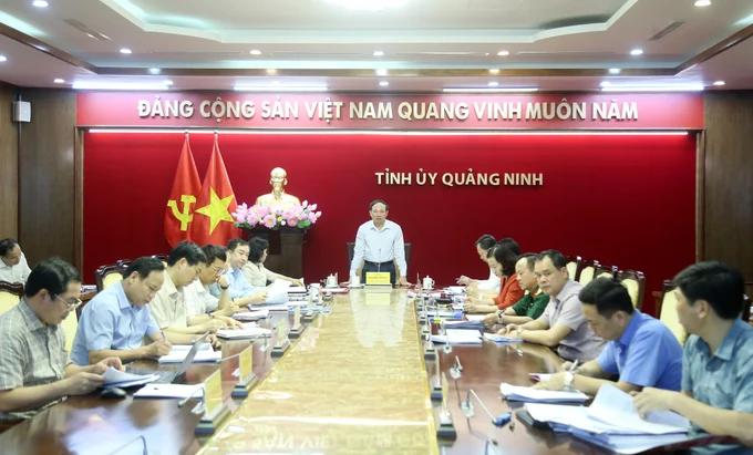 Mr. Nguyen Xuan Ky, Secretary of Quang Ninh Provincial Party Committee chaired the meeting.