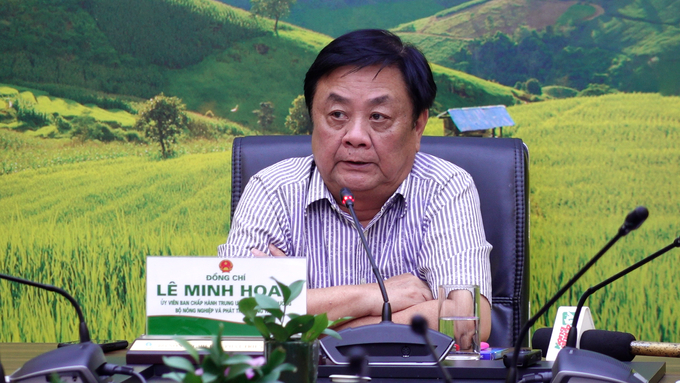 The Minister also suggested that from the experience of developed countries, adapting to saline intrusion can be an opportunity for new innovations, new technologies, and new products. Photo: Quang Dung.