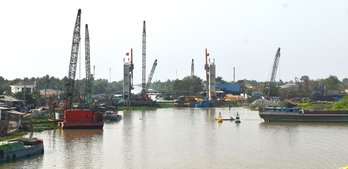 Nguyen Tan Thanh sluice helps 1.1 million people in Tien Giang and Long An provinces benefit. Photo: Minh Dam.