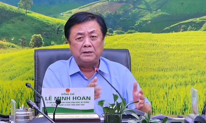 Bộ trưởng Lê Minh Hoan: Chúng ta phải rà soát toàn bộ các dịch vụ công, để xem nghiệp vụ nào phục vụ trực tiếp người dân. Ảnh: Bảo Thắng.