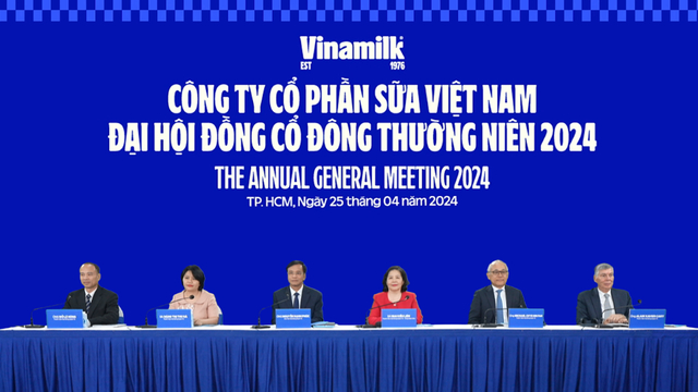 Vinamilk aims to maintain its revenue growth target based on expectations of improved macroeconomic situation, continuing to pay high cash dividends. Photo: Le Nguyen.