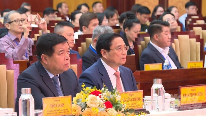 Thủ tướng Chính phủ Phạm Minh Chính dự và chúc mừng hội nghị. Ảnh: Trần Trung.