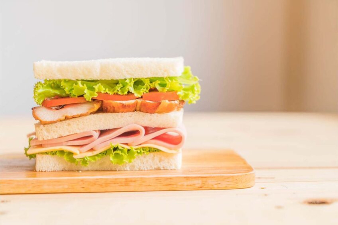 Competition over chicken sandwiches is serious, with millions of dollars in profits at stake in any given week. Photo: Canva.