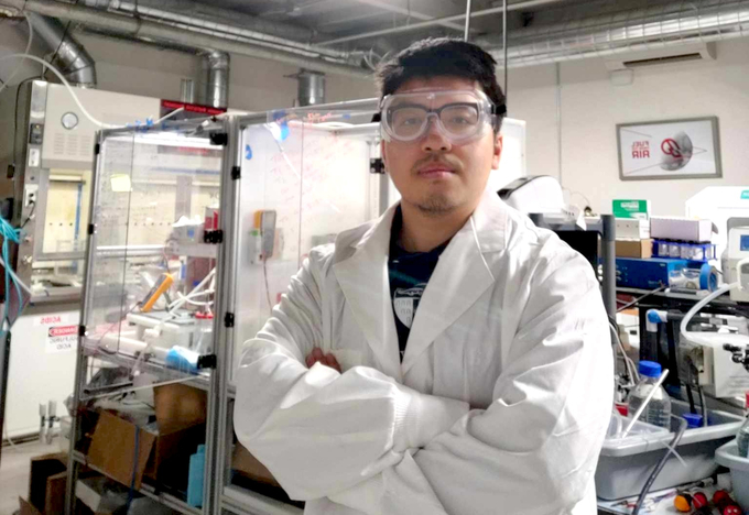 Công việc nghiên cứu ở công ty khởi nghiệp Prometheus Fuels tạo động lực để Mạnh Linh dấn thân vào lĩnh vực khoa học ứng dụng. Ảnh: NVCC.
